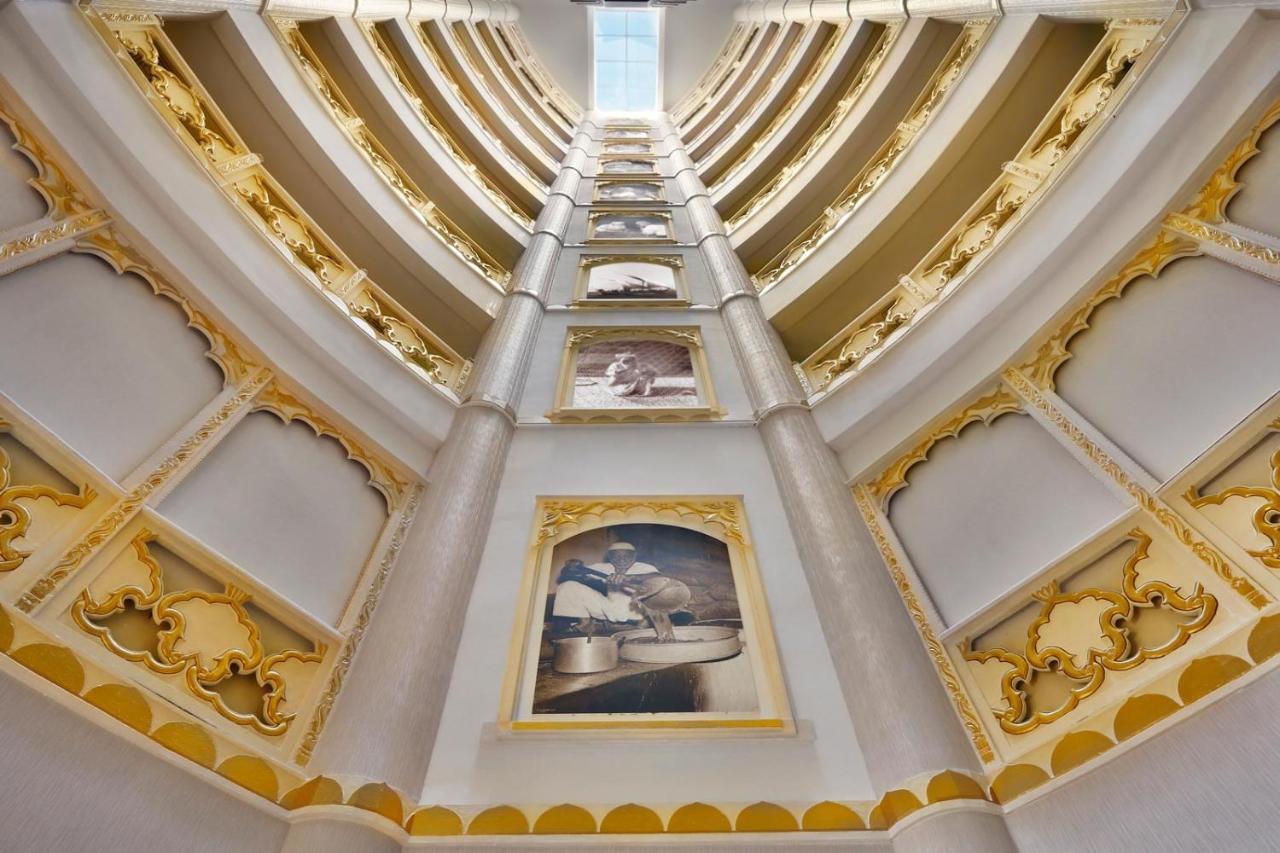 Al Safir Hotel Manamah Buitenkant foto